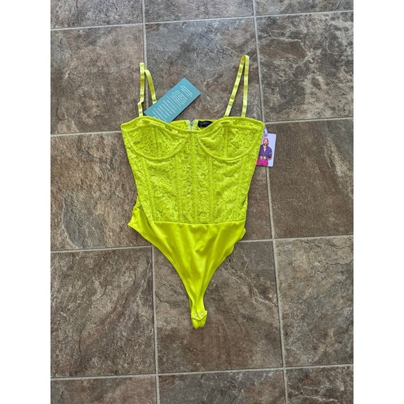 Johnny Wujek Lace Bodysuit Size 9 Nwt - Picture 1 of 10